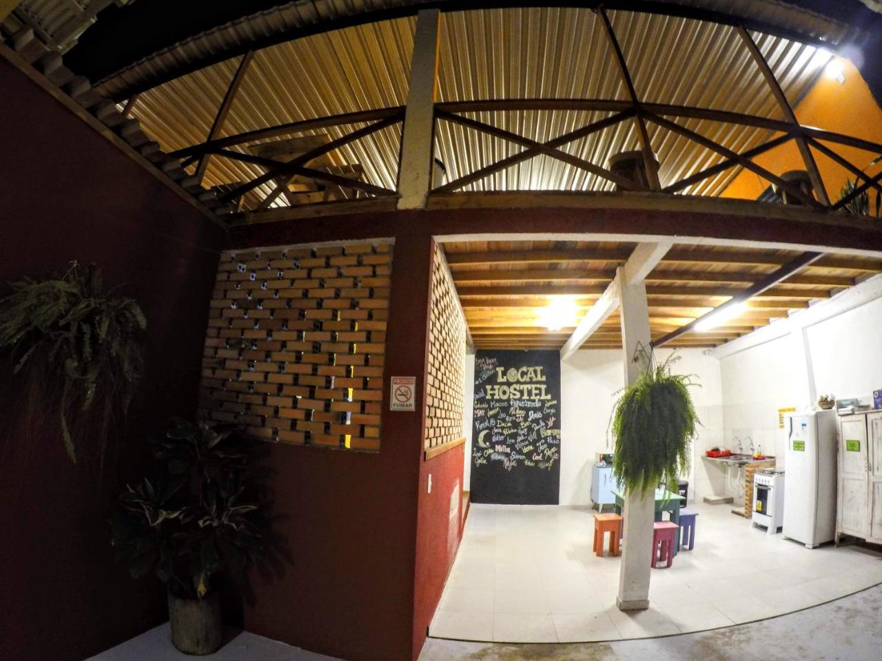 Hostel Da Milla Presidente Figueiredo Luaran gambar