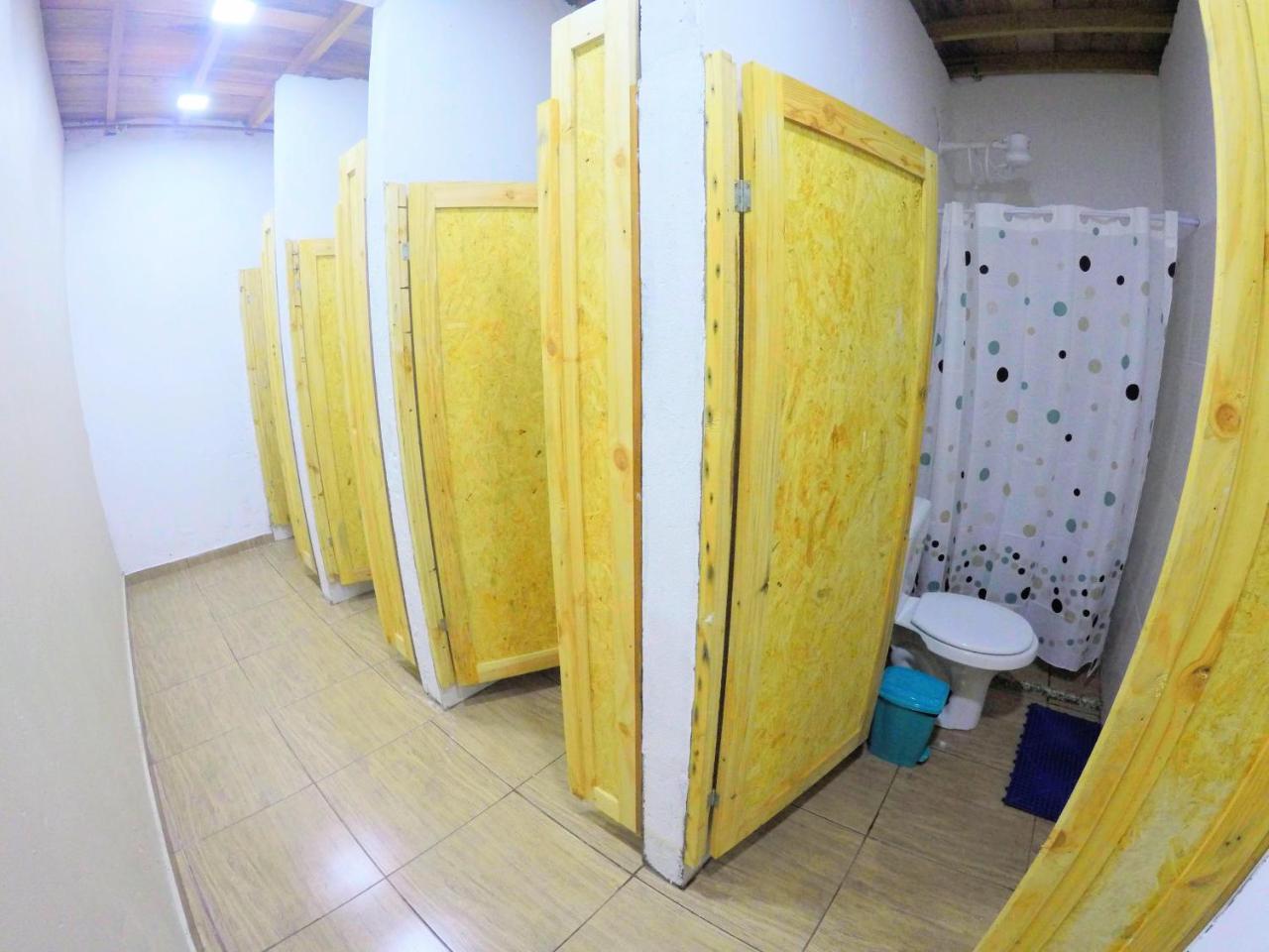 Hostel Da Milla Presidente Figueiredo Luaran gambar