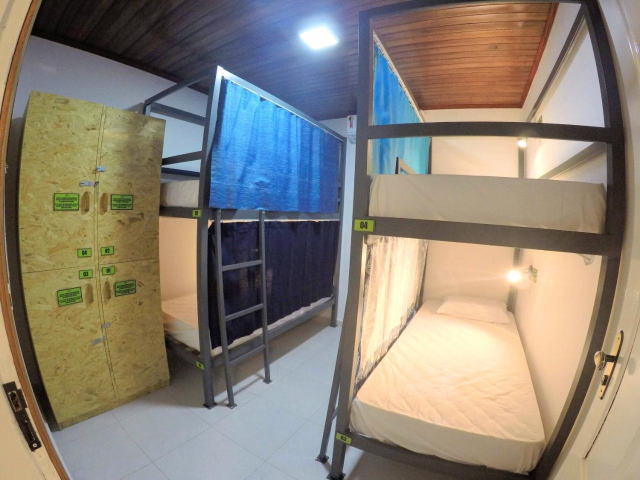 Hostel Da Milla Presidente Figueiredo Luaran gambar