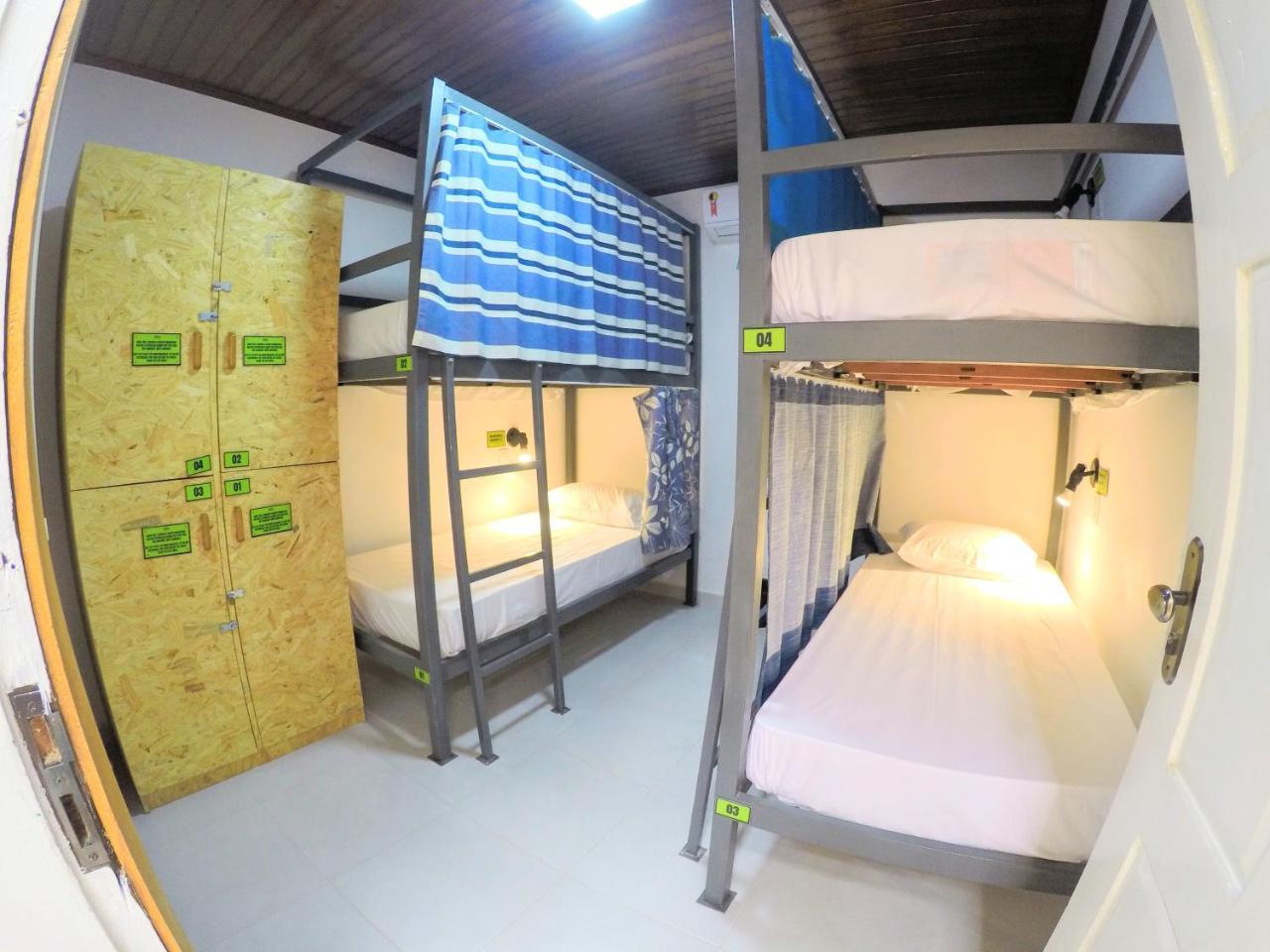 Hostel Da Milla Presidente Figueiredo Luaran gambar