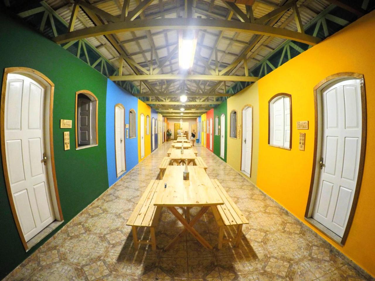 Hostel Da Milla Presidente Figueiredo Luaran gambar