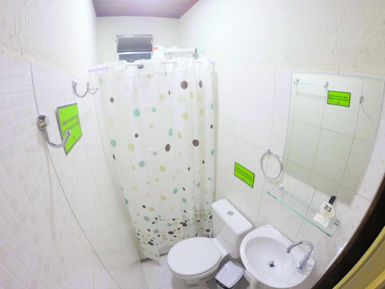 Hostel Da Milla Presidente Figueiredo Luaran gambar