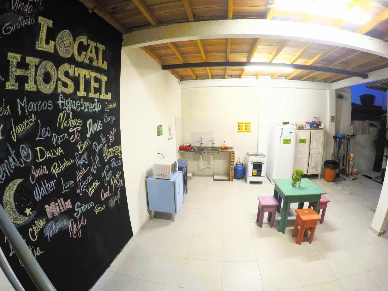 Hostel Da Milla Presidente Figueiredo Luaran gambar