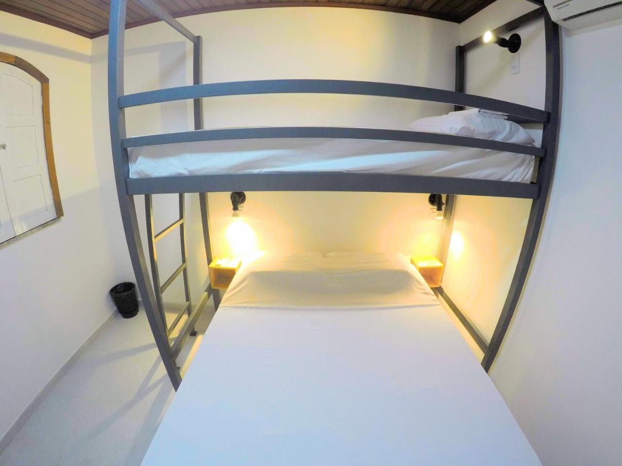 Hostel Da Milla Presidente Figueiredo Luaran gambar