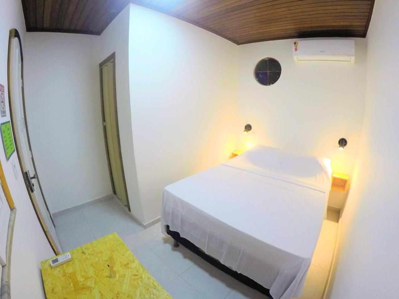 Hostel Da Milla Presidente Figueiredo Luaran gambar